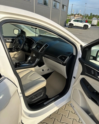 Ford EDGE cena 96000 przebieg: 103000, rok produkcji 2017 z Tarnów małe 704